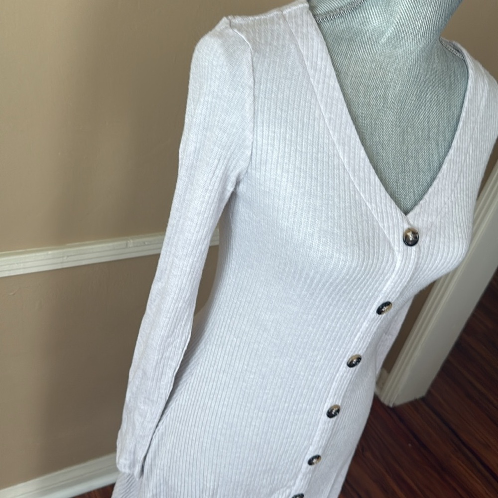 DOUBLE ZERO LONG SLEEVE BUTTON DRESS SIZE SMALL - Picture 5 of 12